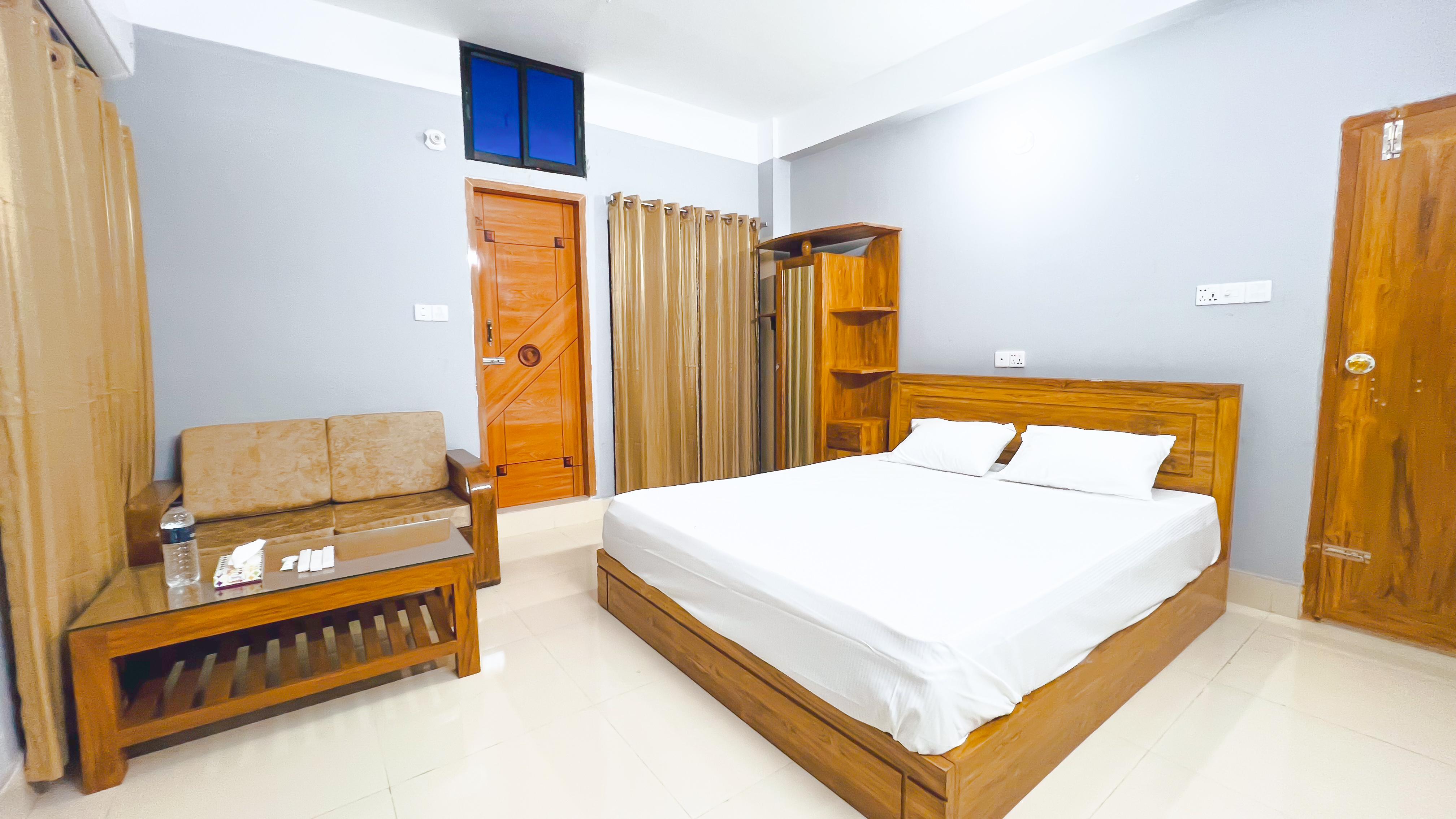 Couple Bed