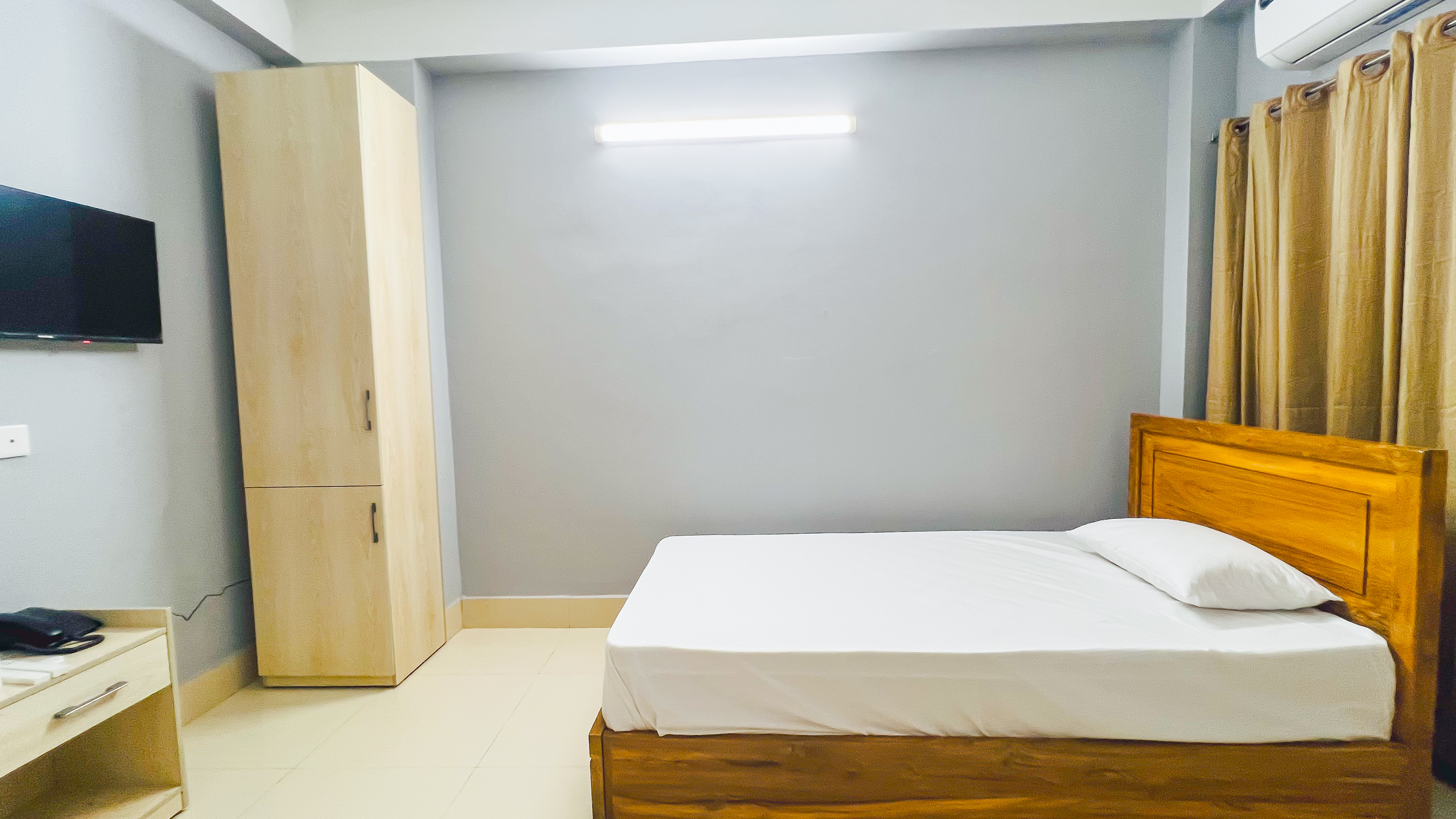 Single Bed 1